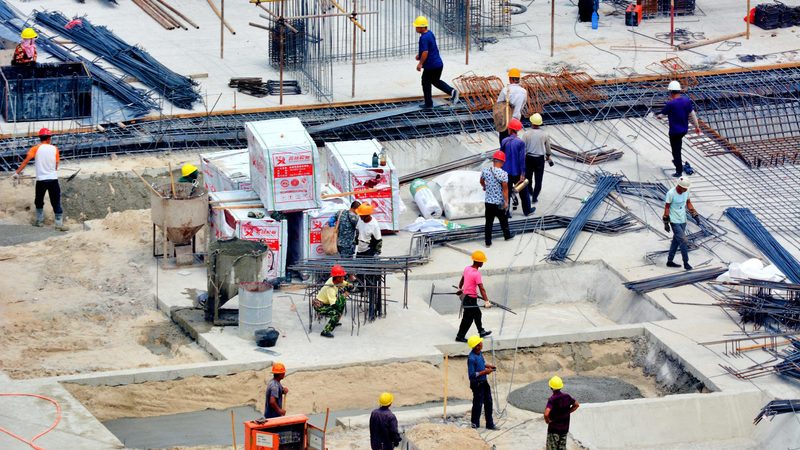 软土地基深层搅拌桩：施工成本与效益解析